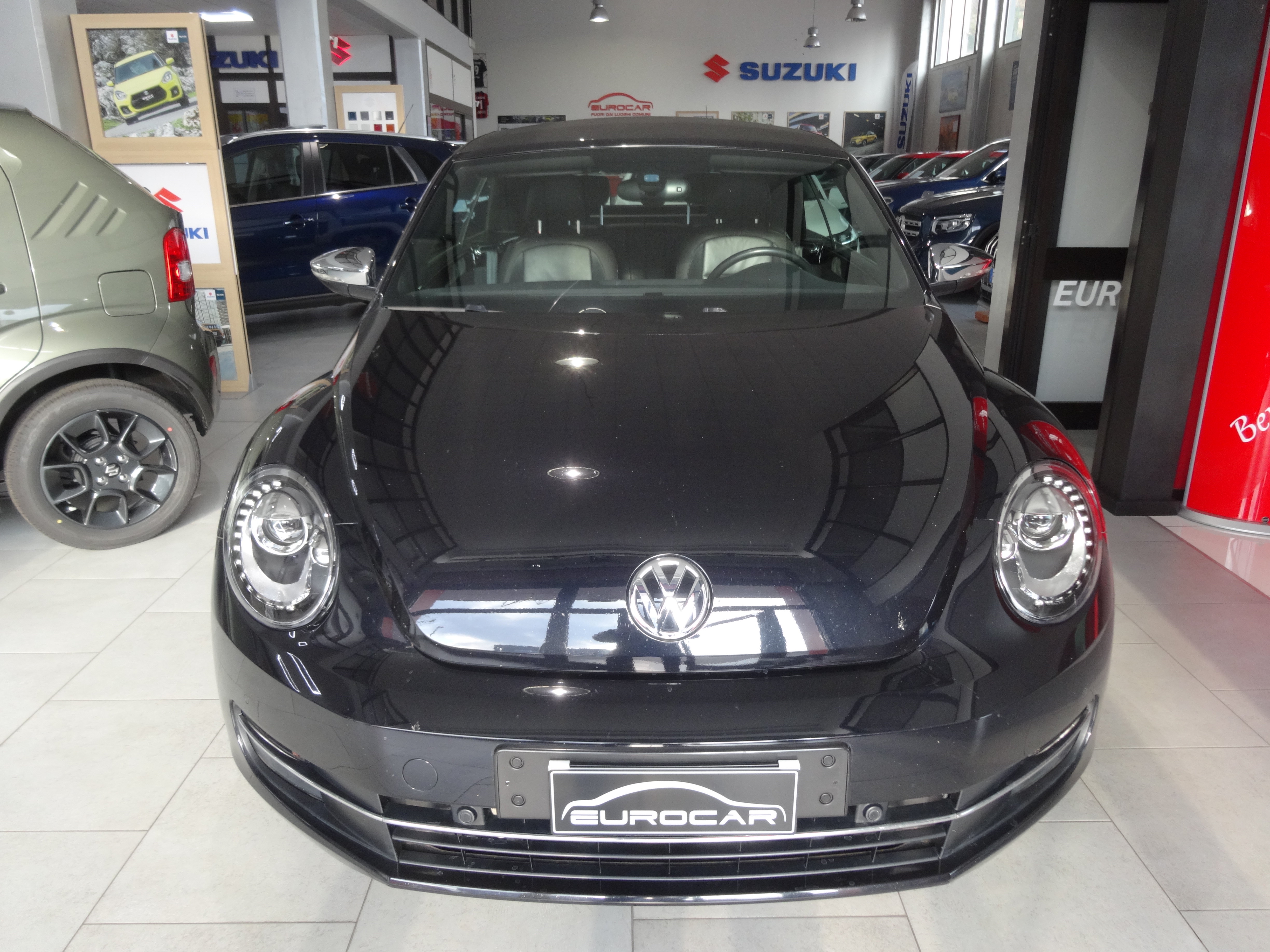 VOLKSWAGEN Maggiolino 1.6 tdi 105cv cabrio design